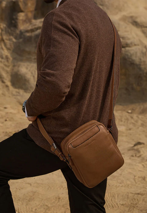 Sacoche Arthur & aston 2428 leon 2428-09 B COGNAC