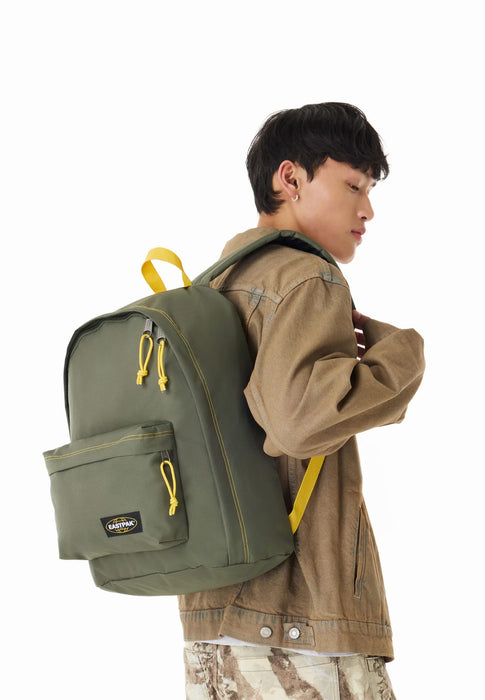 Sac a dos scolaire Eastpak Kontrast Ek767b0r B0R KHAKI YELLOW