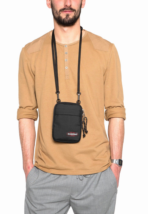 Sacoche Eastpak Authentic Ek724008 008 BLACK