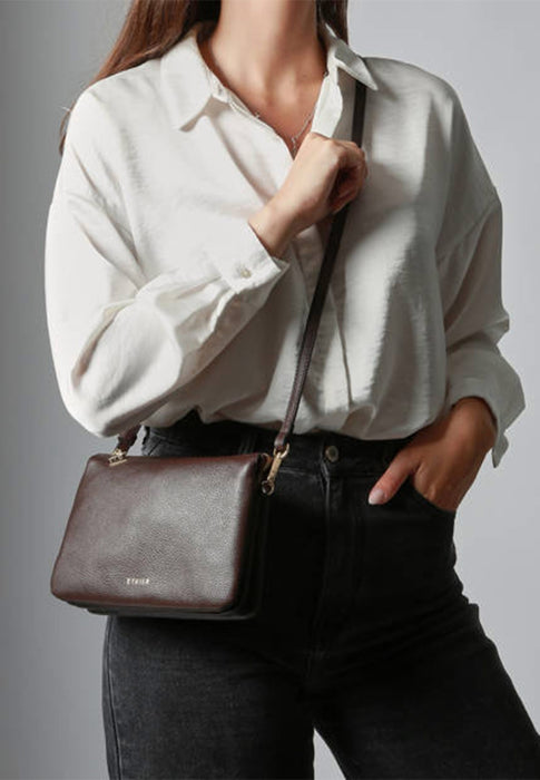 Sac bandouliere Etrier Tradition Etra0143 CHOCOLAT