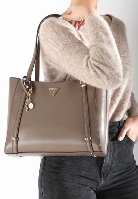 Guess Sac cabas Daryna Hwvg9493230 Dark taupe DARK TAUPE