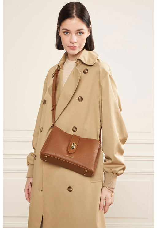 Sac bandouliere Lancaster Top double 470-64 CAMEL IN OR