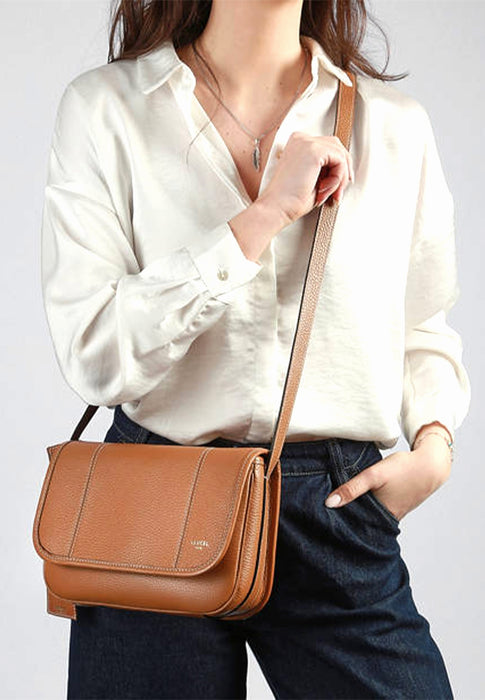Sac bandouliere Lancel Victoire A13992 20 CAMEL